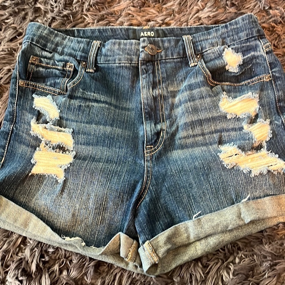 Aero high rise curvy midi- 3 inch medium Wash ripped blue Jean short shorts 14